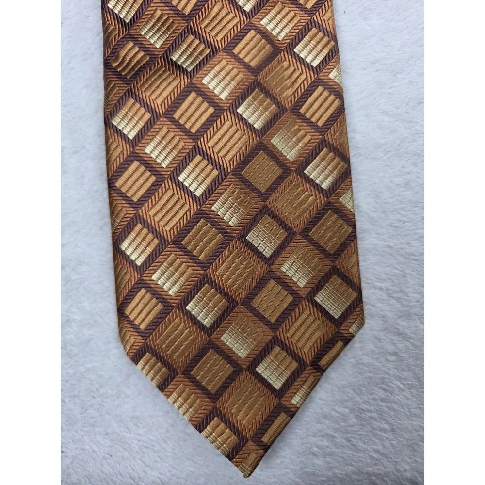 Benedetto Men's 100% Silk Tie Brown Gold Geometric Cube Classic 3.75